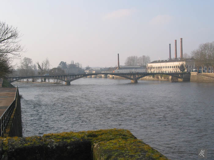 Chtellerault - pont Camille de Hogues