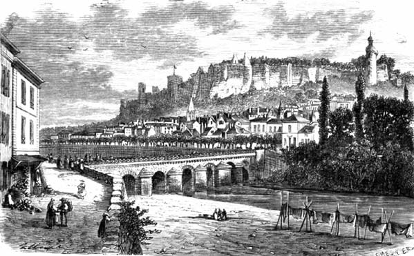 Chinon extrait de Dpartement Indre-et-loire par Joanne