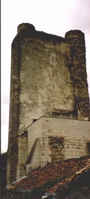 Scorb-Clairvaux (France-Vienne) — Donjon du Haut-Clairvaux